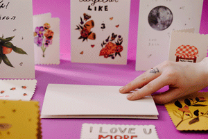DIY Valentine's Day Pop-Up Card!