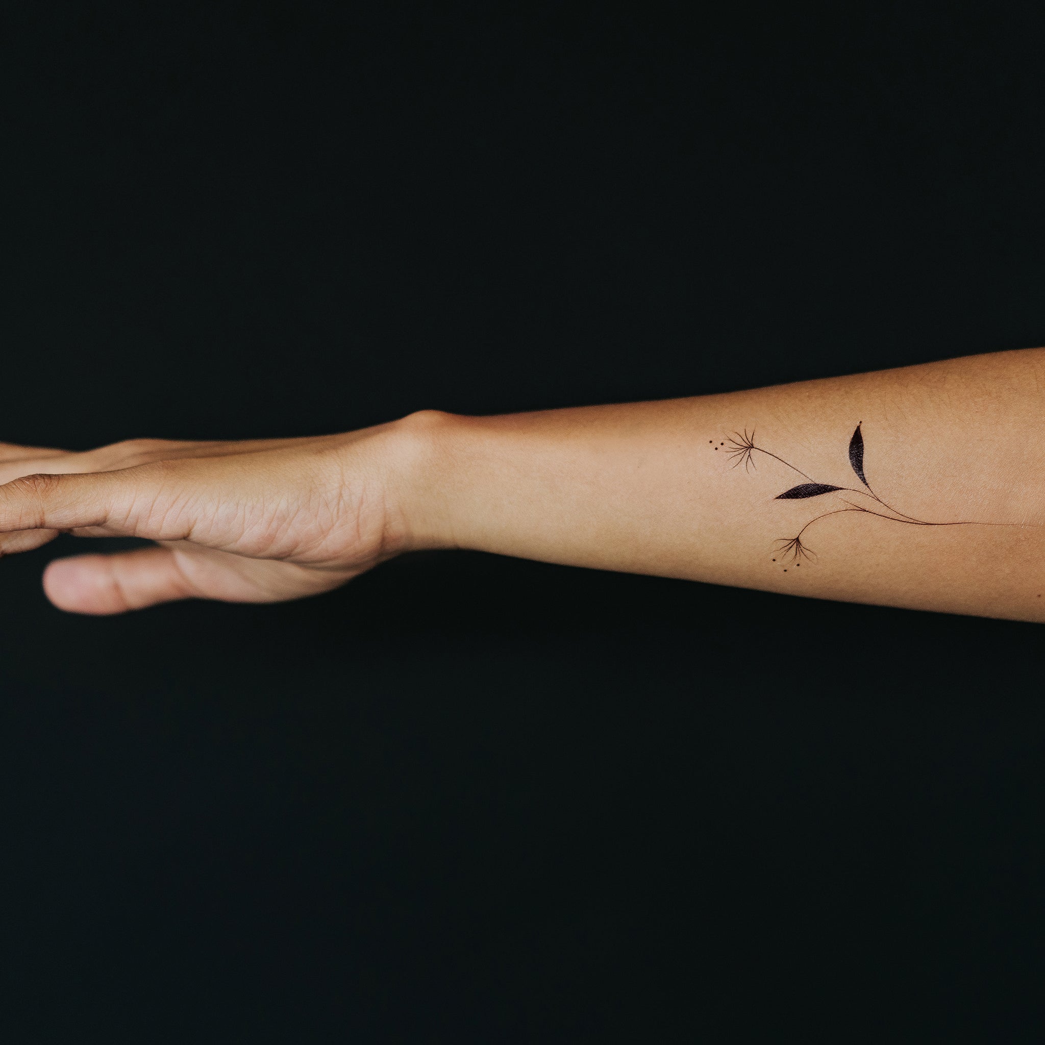 Wrap Around Wrist Tattoo Stencil D5A
